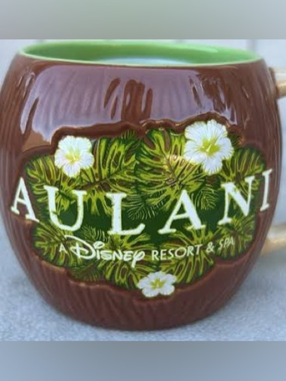 Disney Aulani coconut design mug NEW